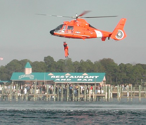 USCG hoisting demo at SAR 2000